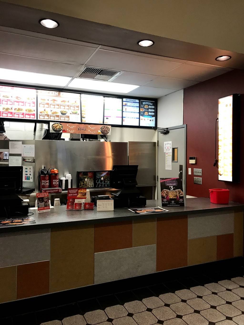 Jack in the Box | restaurant | 1929 Springsteen Rd, Rock Hill, SC 29730, USA | 8033283600 OR +1 803-328-3600
