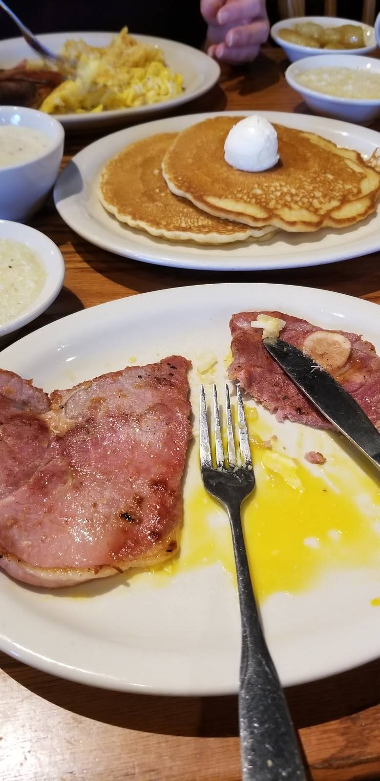 Cracker Barrel Old Country Store | restaurant | 10801 Battleview Pkwy, Manassas, VA 20109, USA | 7033694641 OR +1 703-369-4641