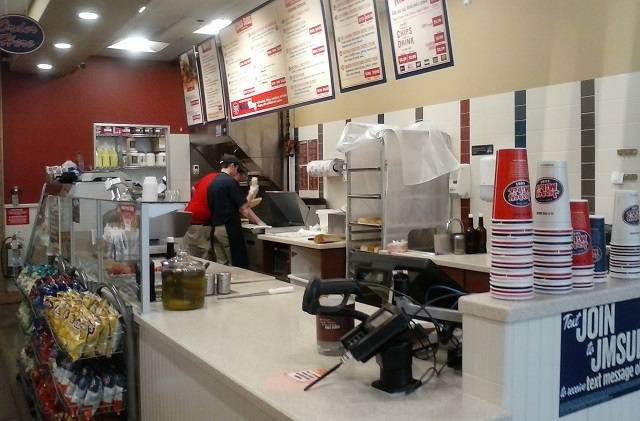 Jersey Mikes Subs | meal takeaway | 2415 University Commons Way, Knoxville, TN 37919, USA | 8655254547 OR +1 865-525-4547