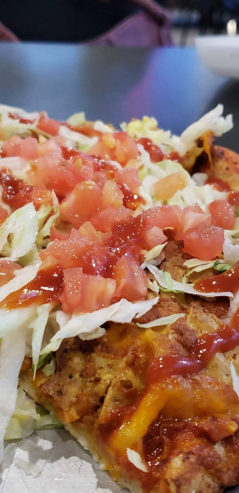 Foxs pizza | restaurant | 49733 Marcinko Rd, Reedsville, OH 45772, USA | 7406673697 OR +1 740-667-3697