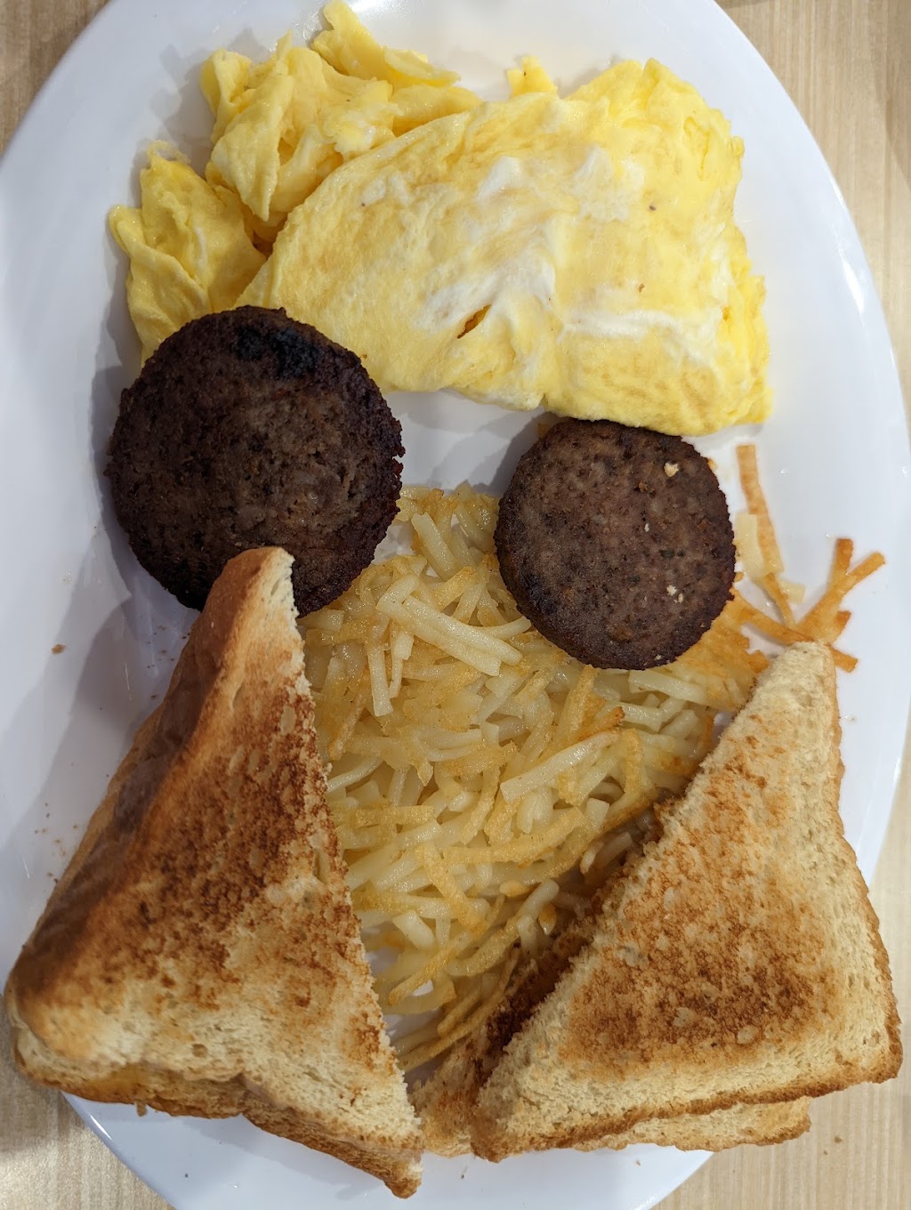 Huddle House | restaurant | 3151 N Bryant Blvd, San Angelo, TX 76903, USA | 3252416937 OR +1 325-241-6937