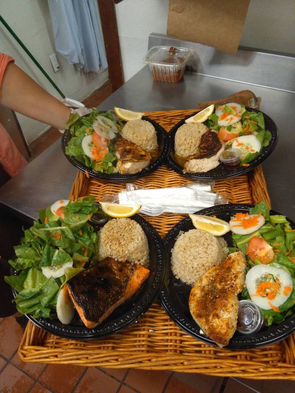 St. Peters Catch | restaurant | 58 S Erie Ave, Montauk, NY 11954, USA | 6316687100 OR +1 631-668-7100