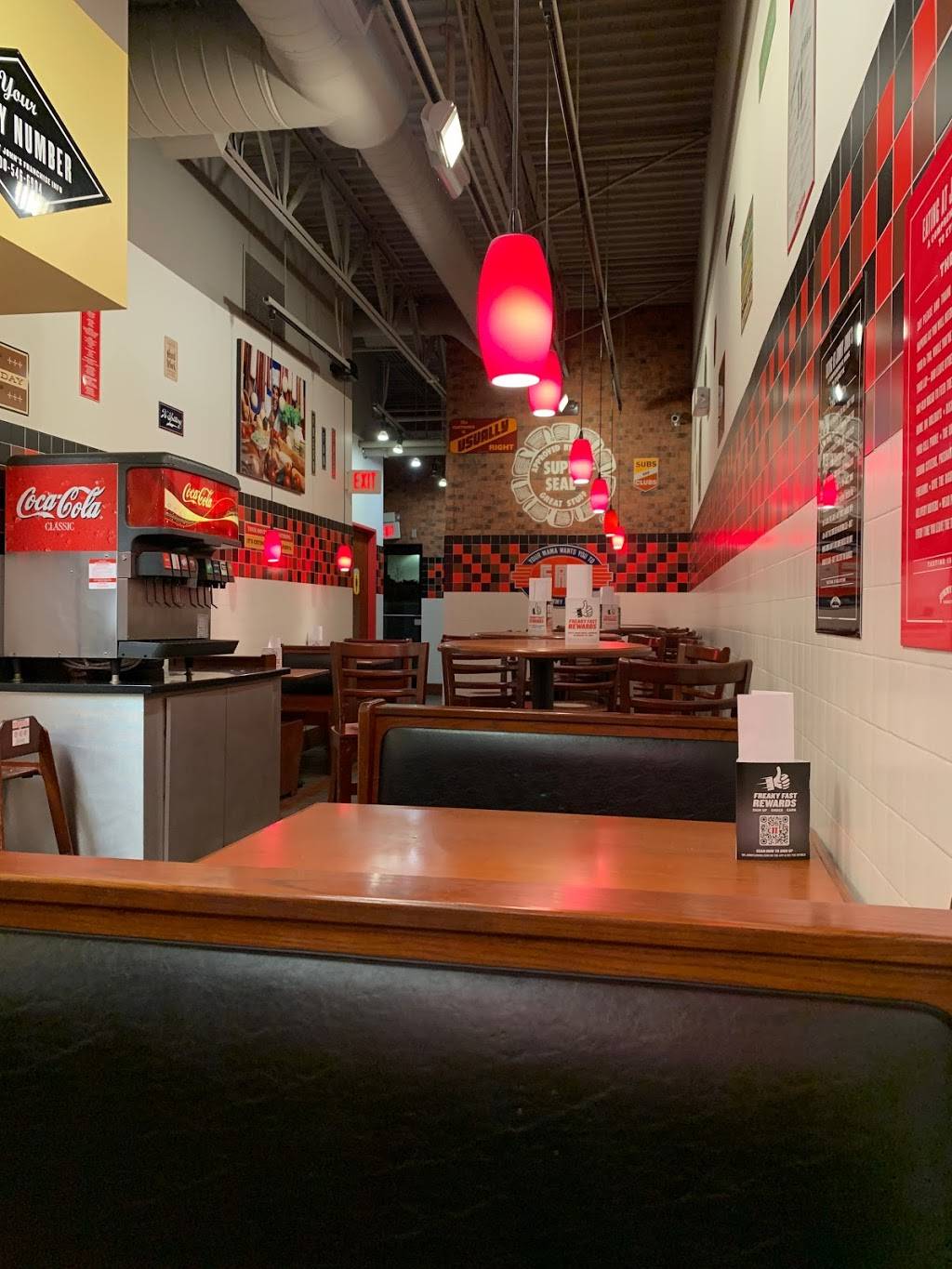 Jimmy Johns | meal delivery | 1631 Pine Lake Rd, Lincoln, NE 68512, USA | 4024212215 OR +1 402-421-2215