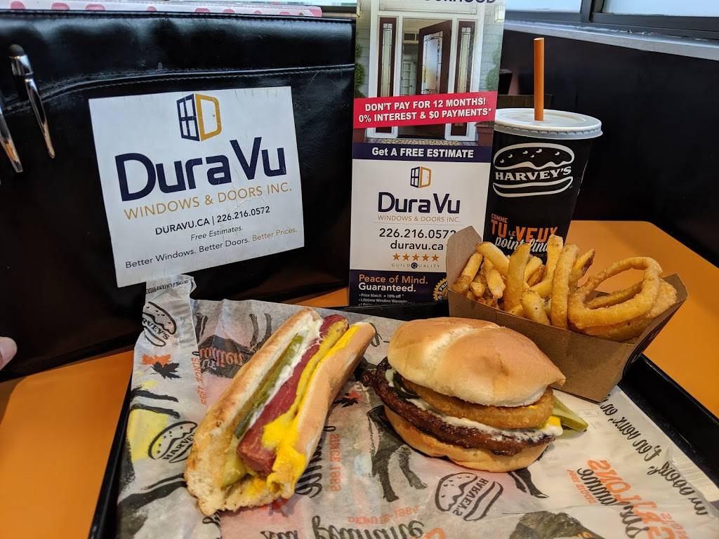 Harveys | restaurant | 500 Manning Rd RR #1, Windsor, ON N8N 5H3, Canada | 5197393101 OR +1 519-739-3101