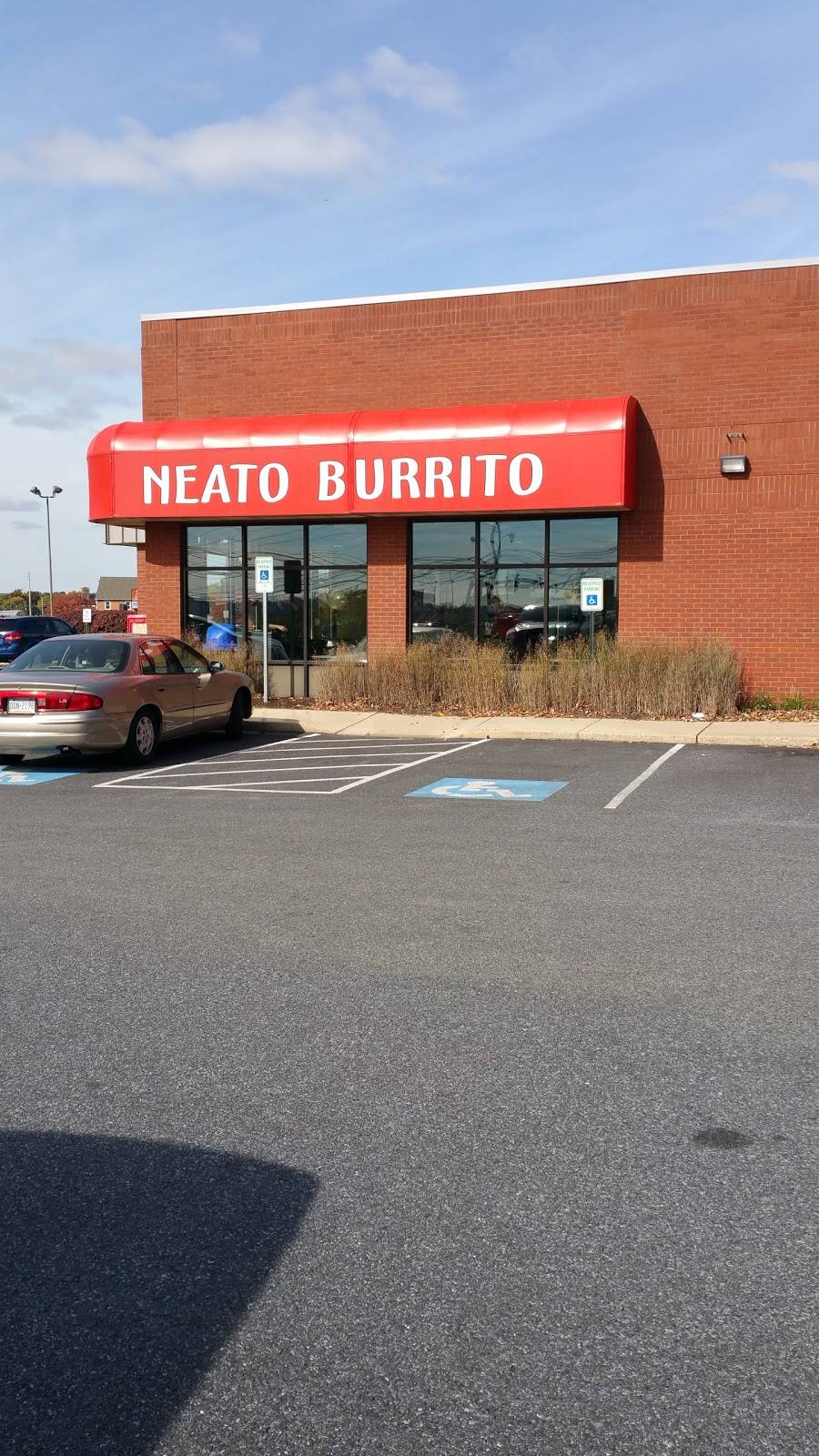 Neato Burrito | restaurant | Foxshire Plaza, 1917 Fruitville Pike, Lancaster, PA 17601, USA | 7175690020 OR +1 717-569-0020
