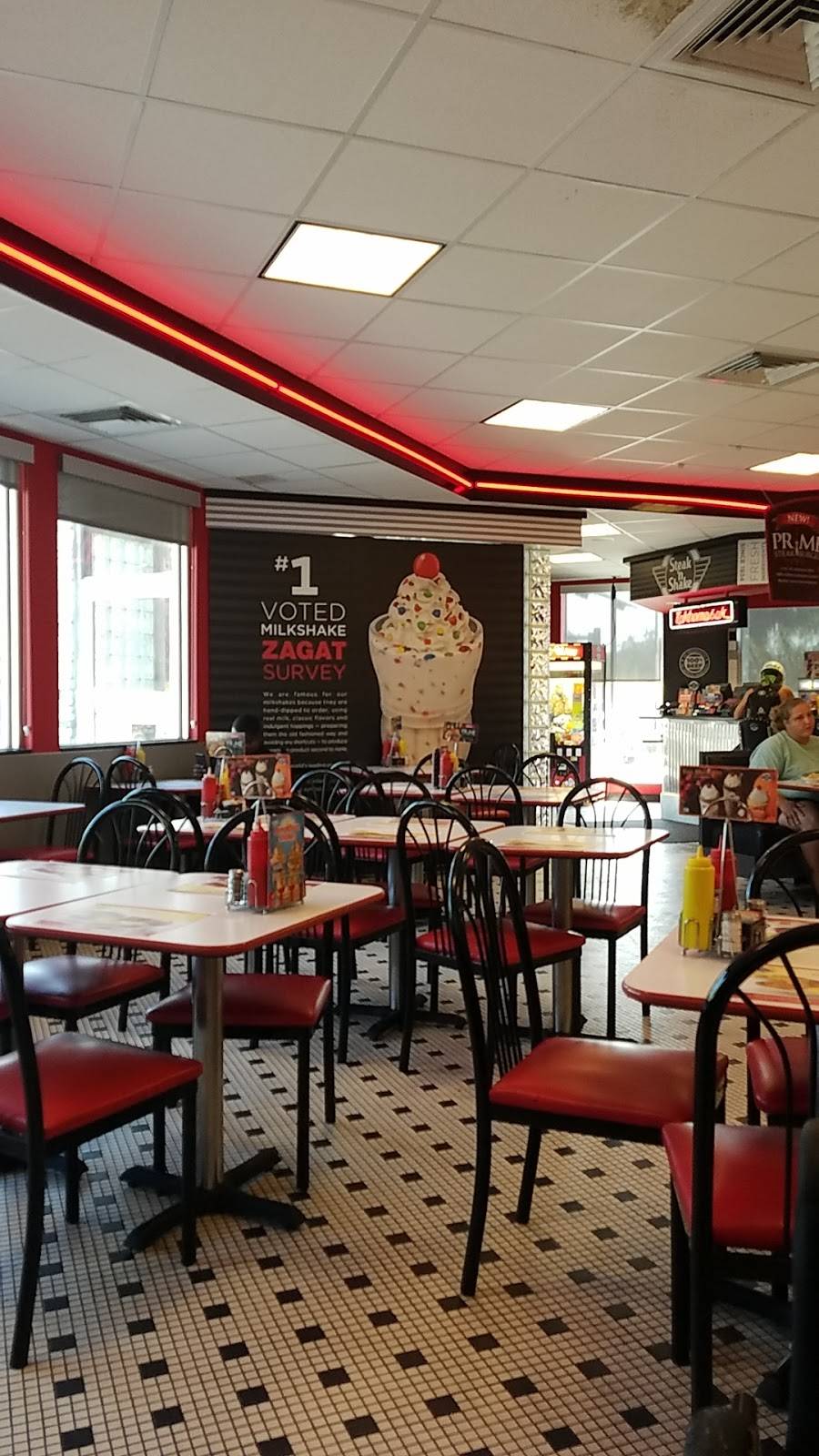 Steak n Shake | restaurant | 1610 SW 13th St, Gainesville, FL 32608, USA | 3523760588 OR +1 352-376-0588