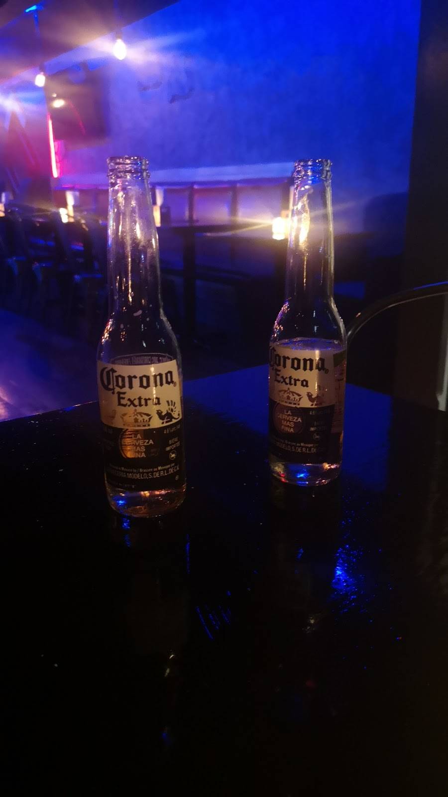 Resto-Bar-Club Mamajuana | restaurant | 6390 Rue St-Hubert, Montréal, QC H2S 2M2, Canada | 5148191693 OR +1 514-819-1693