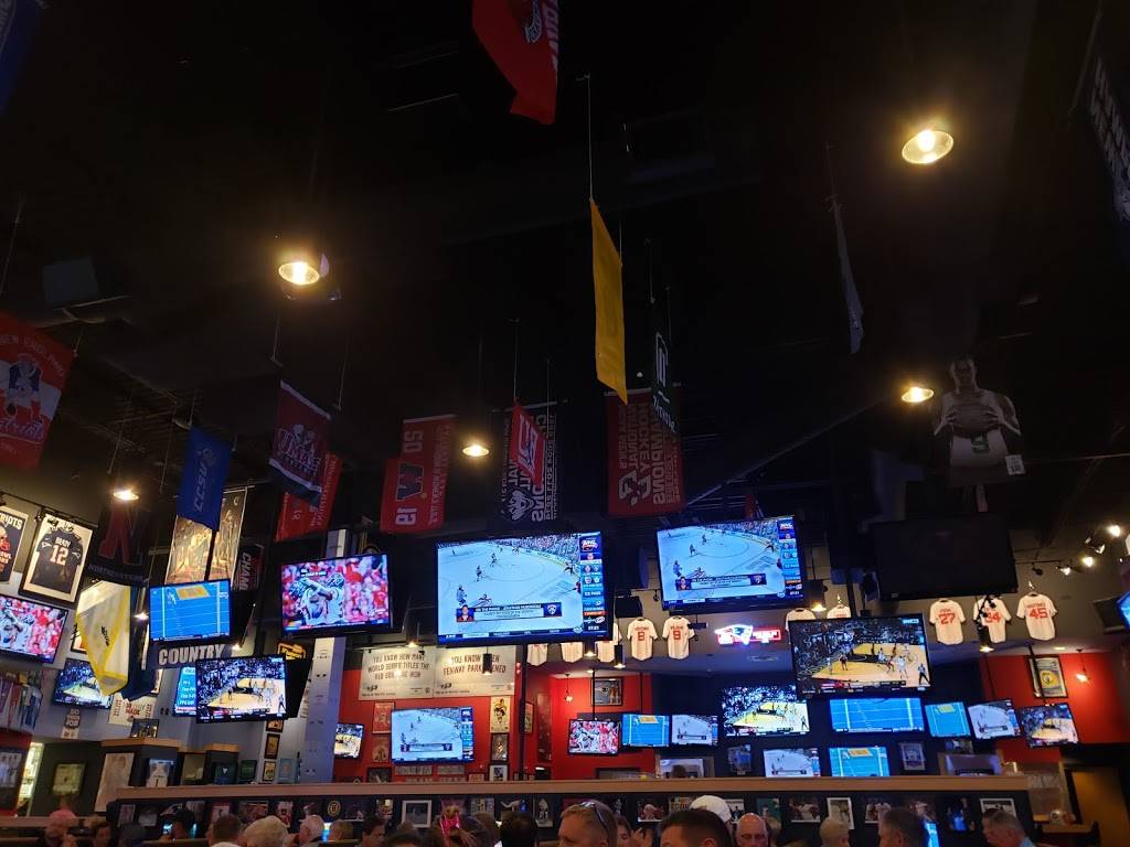 Foxboro Sports Tavern Bonita | restaurant | 25271 Chamber of Commerce Dr, Bonita Springs, FL 34134, USA | 2399922337 OR +1 239-992-2337