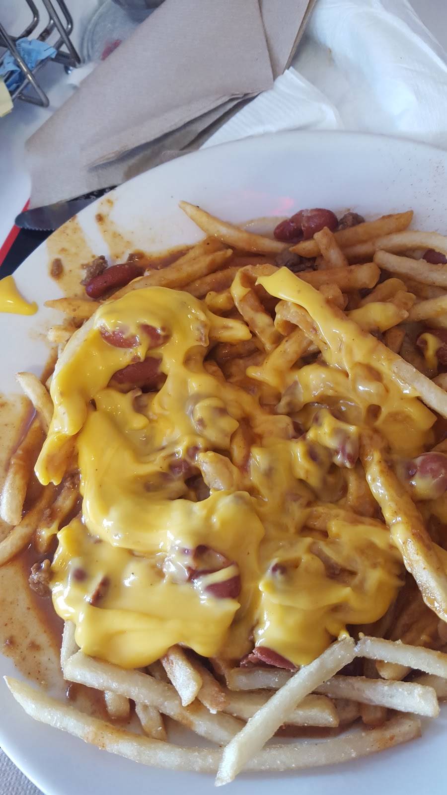 Steak n Shake | restaurant | 3718 Alumni Ave, Memphis, TN 38152, USA | 9016782112 OR +1 901-678-2112