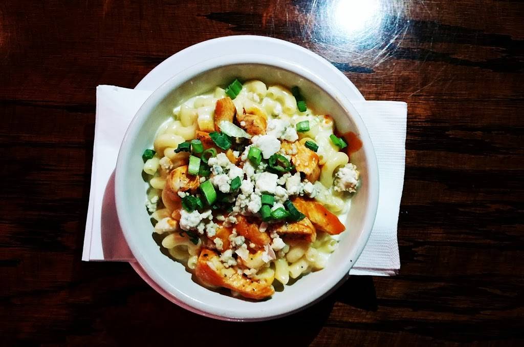 Irish Nobleman Pub | restaurant | 1367 W Erie St, Chicago, IL 60642, USA | 3123743487 OR +1 312-374-3487