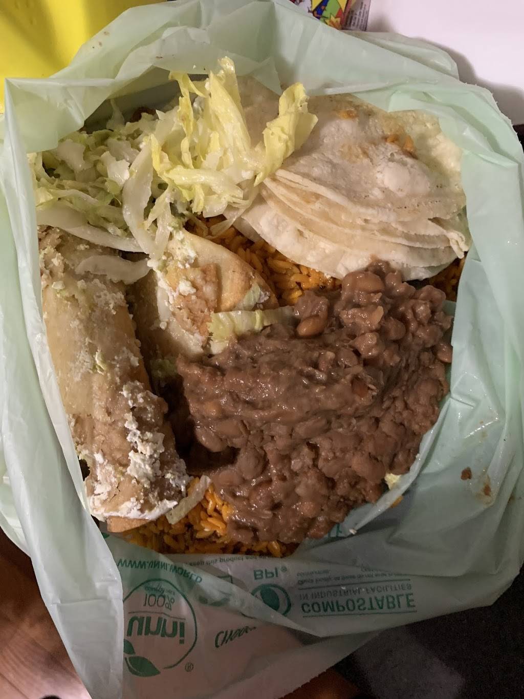 Fresh Pond Corner Coffee Shop | restaurant | 67-22 Fresh Pond Rd, Ridgewood, NY 11385, USA | 7183661595 OR +1 718-366-1595