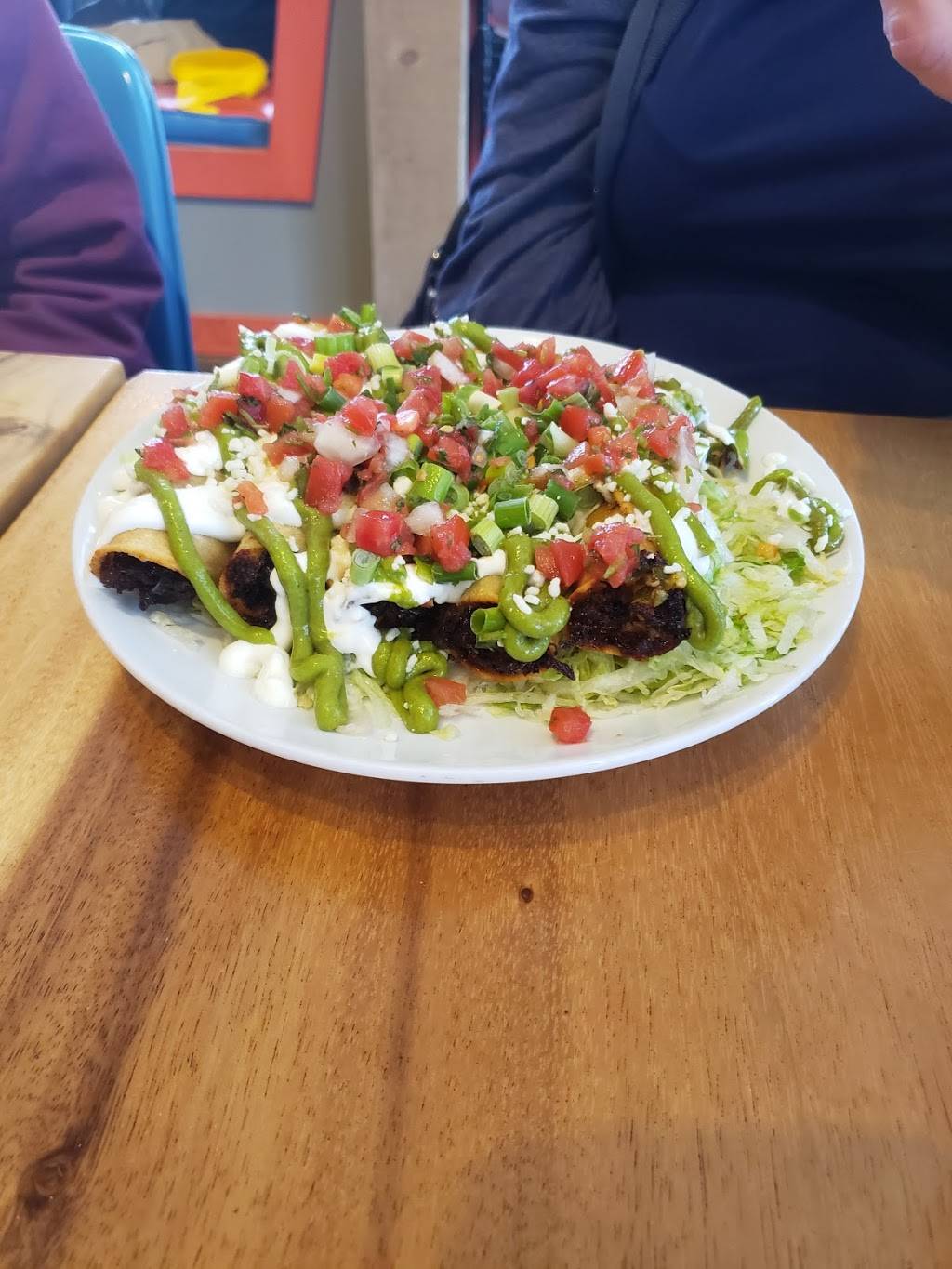 El Rayo Taqueria | restaurant | 245 US-1, Scarborough, ME 04074, USA | 2078838226 OR +1 207-883-8226