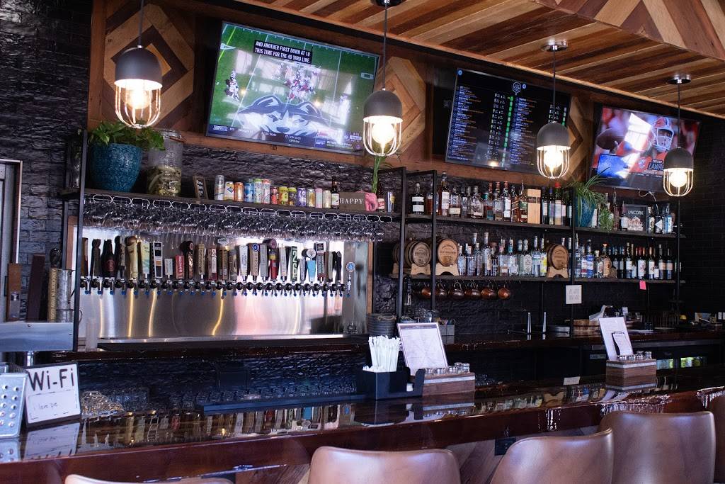 Walters303 Lowry | restaurant | 200 Quebec St #109, Denver, CO 80230, USA | 3032842066 OR +1 303-284-2066