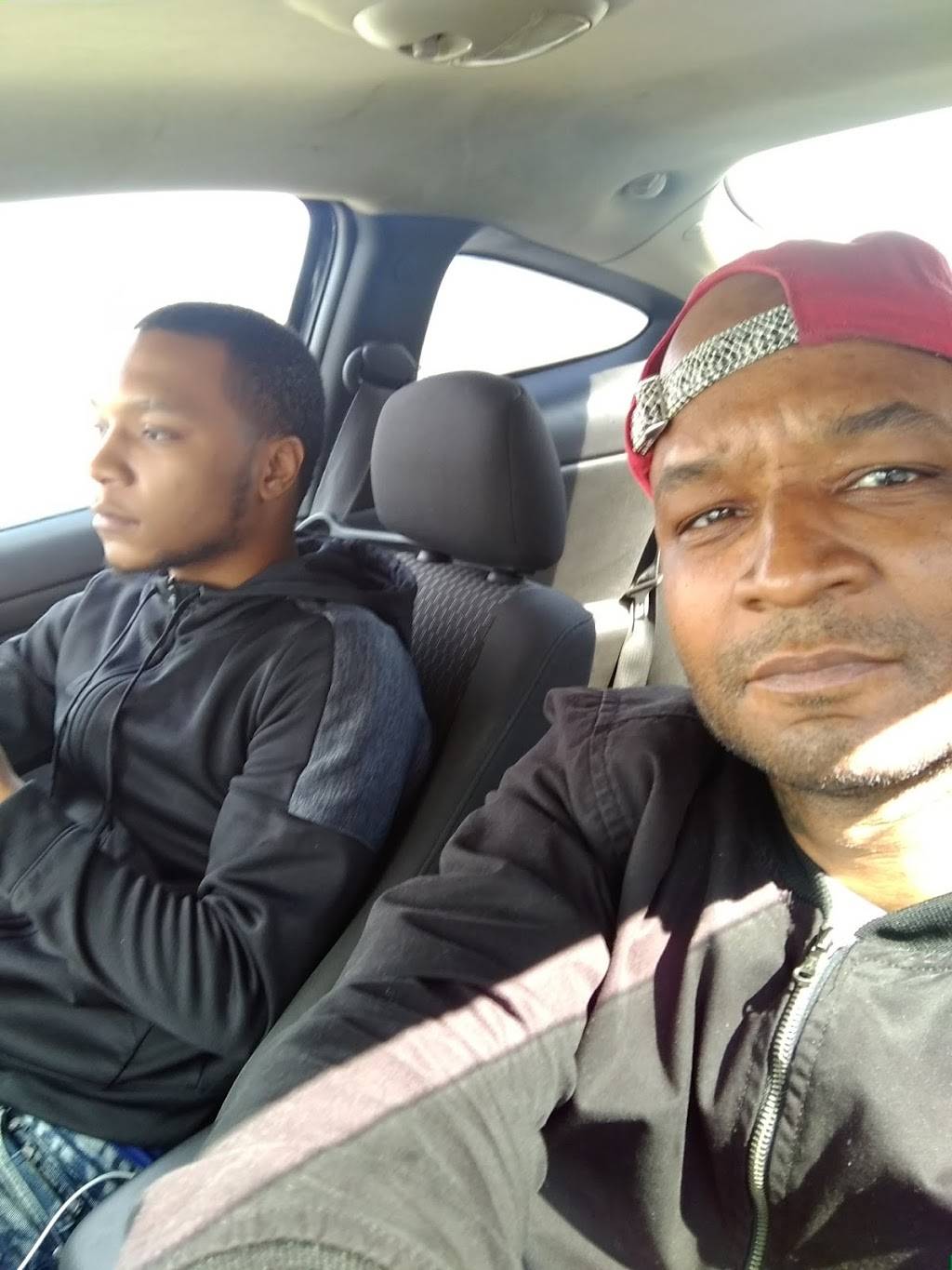 CMB Soul Food | restaurant | 12503 Union Ave, Cleveland, OH 44105, USA | 2167525402 OR +1 216-752-5402