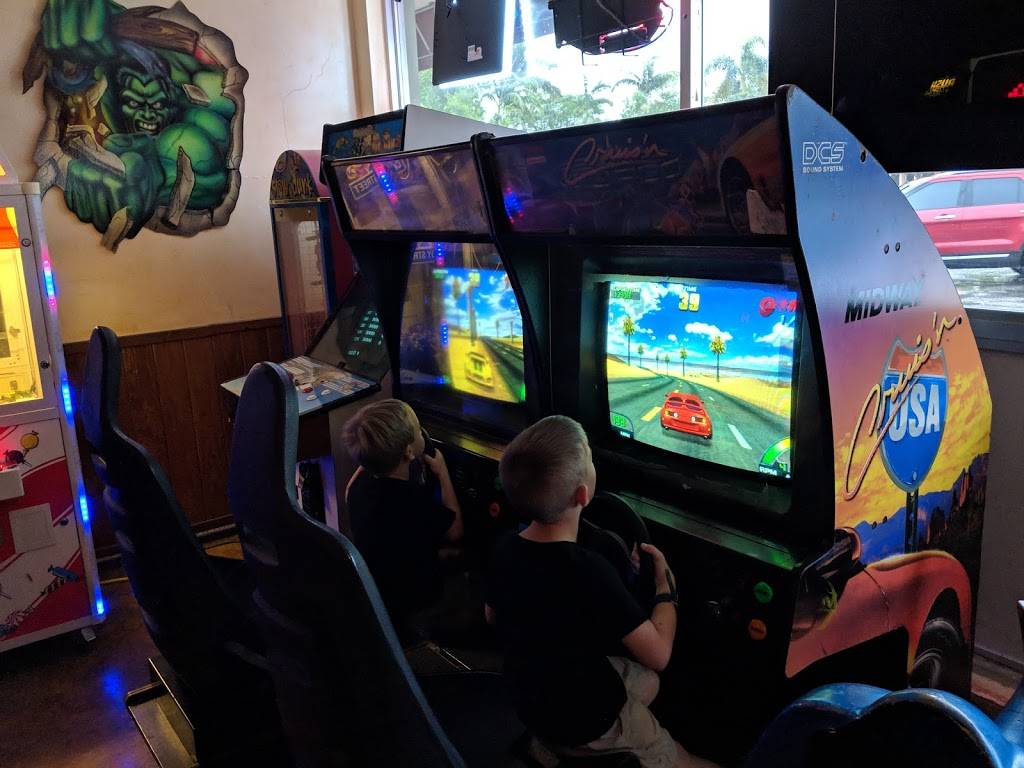 Camillis Pizza | restaurant | 927 Park Ave, Lake Park, FL 33403, USA | 5618443424 OR +1 561-844-3424