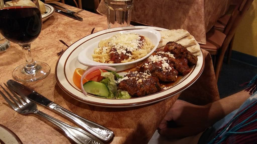 Georgias Greek Restaurant & Deli | restaurant | 323 NW 85th St, Seattle, WA 98117, USA | 2067831228 OR +1 206-783-1228