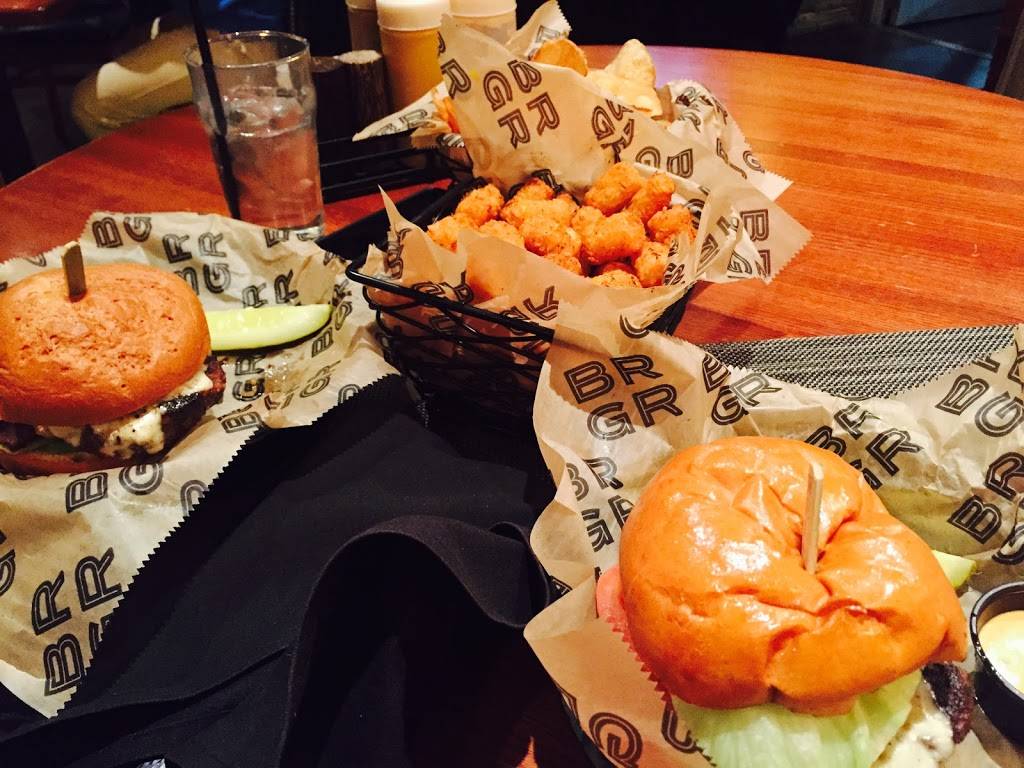 BRGR | restaurant | 20111 RT. 19 &, Freedom Rd, Cranberry Twp, PA 16066, USA | 7247422333 OR +1 724-742-2333