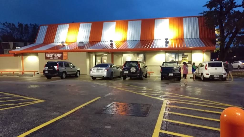 Whataburger | restaurant | 2305 Burleson Rd, Austin, TX 78741, USA | 5124442068 OR +1 512-444-2068