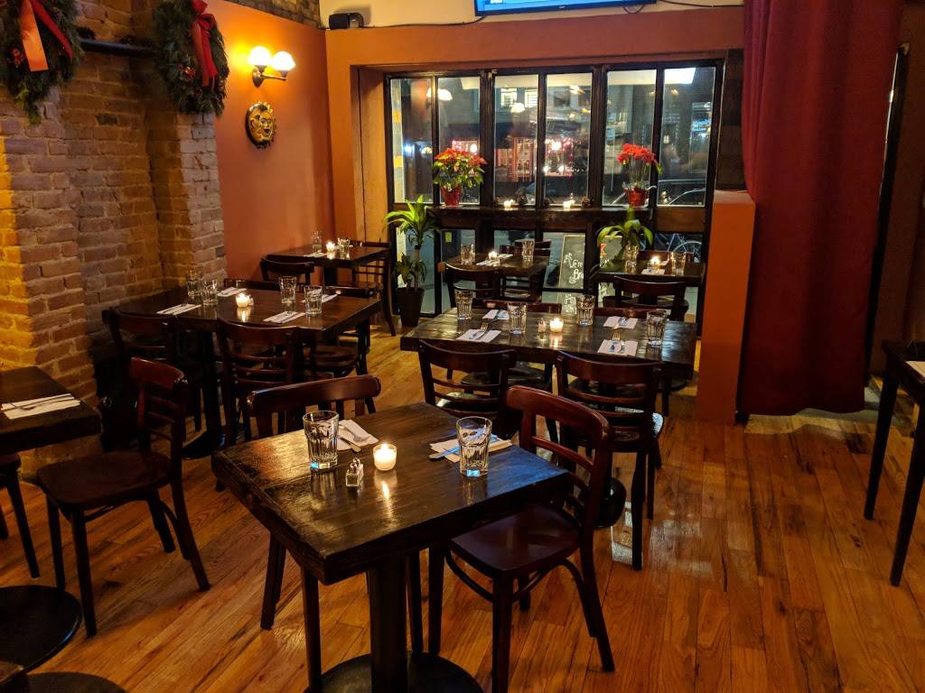 Las Margaritas | restaurant | 425 Graham Ave, Brooklyn, NY 11211, USA | 3478897885 OR +1 347-889-7885