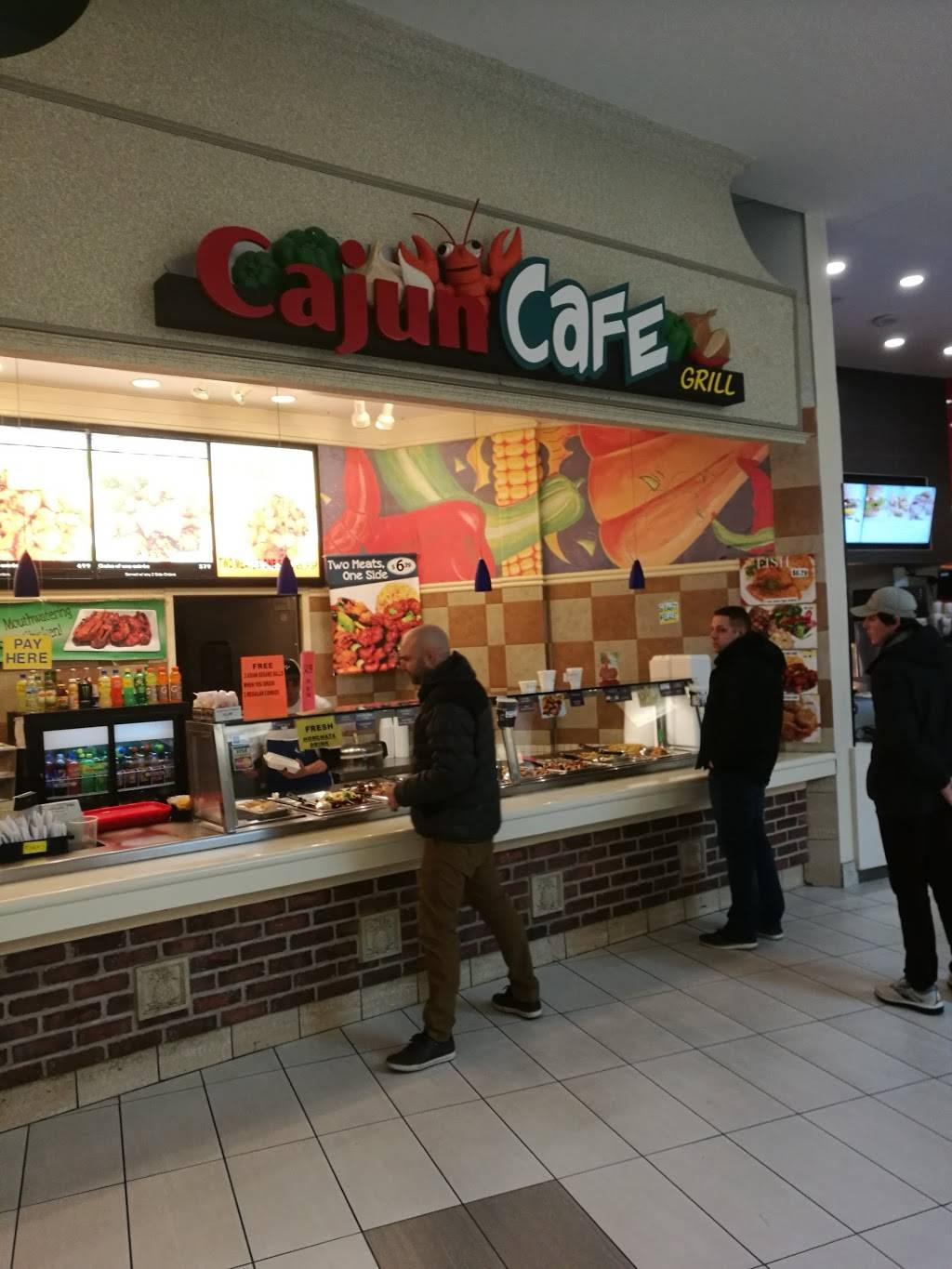 Cajun Cafe | restaurant | 122 Hawthorn Center, Vernon Hills, IL 60061, USA | 8473627656 OR +1 847-362-7656