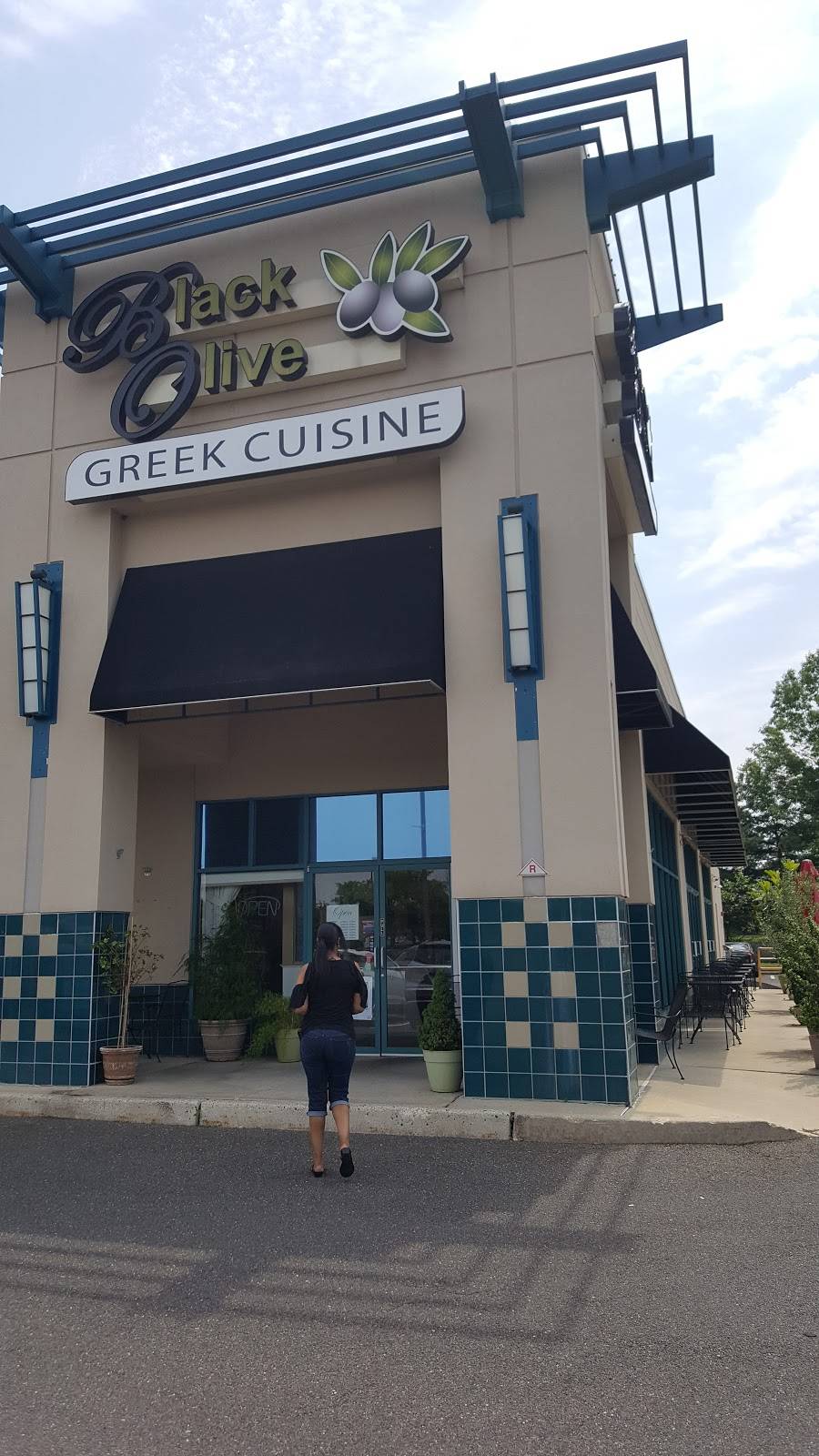 Black Olive | restaurant | 910 County Rte 561, Voorhees Township, NJ 08043, USA | 8564355500 OR +1 856-435-5500