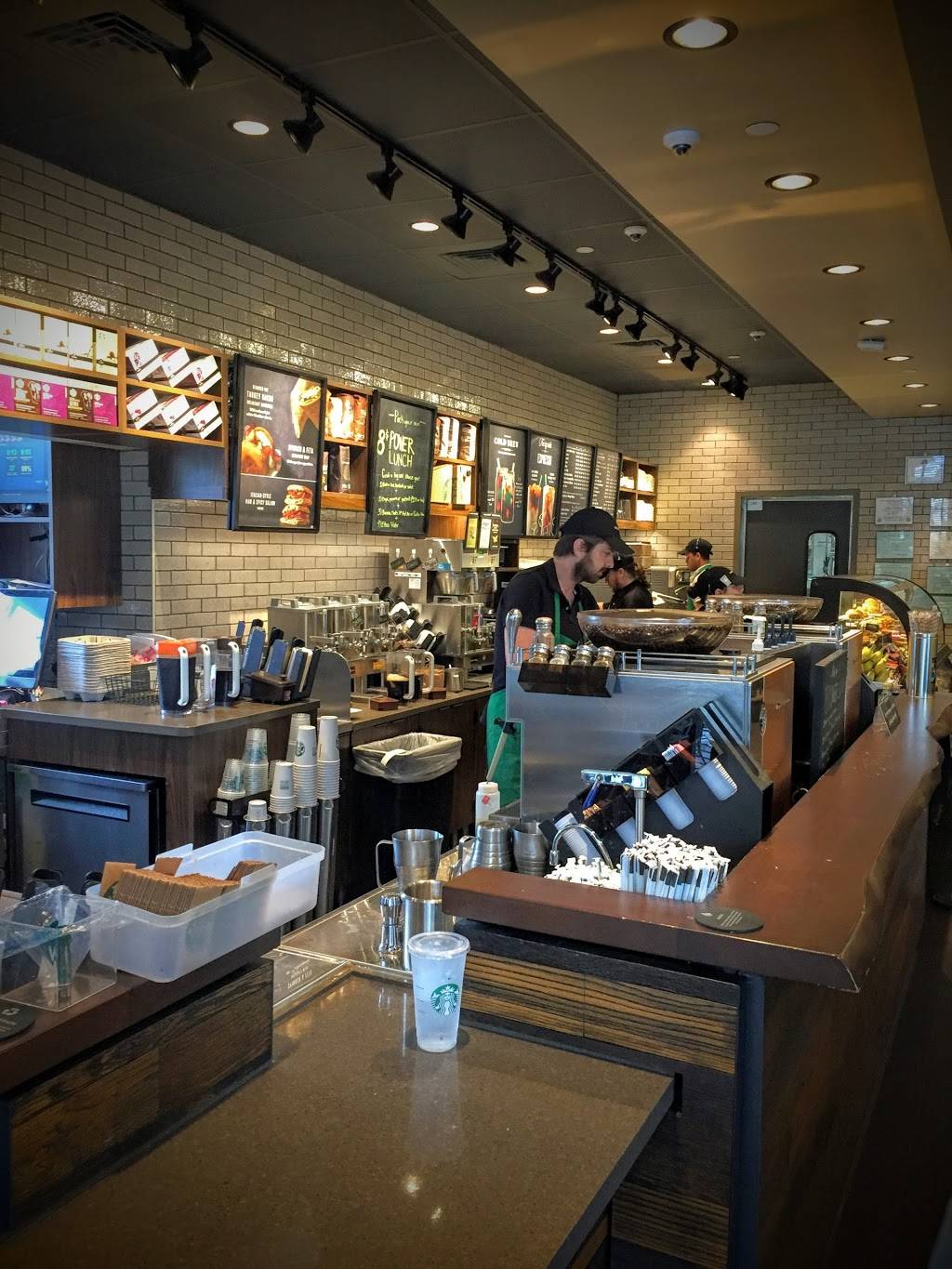 Starbucks | cafe | 7325 Gaston Ave #100, Dallas, TX 75214, USA | 2143213556 OR +1 214-321-3556
