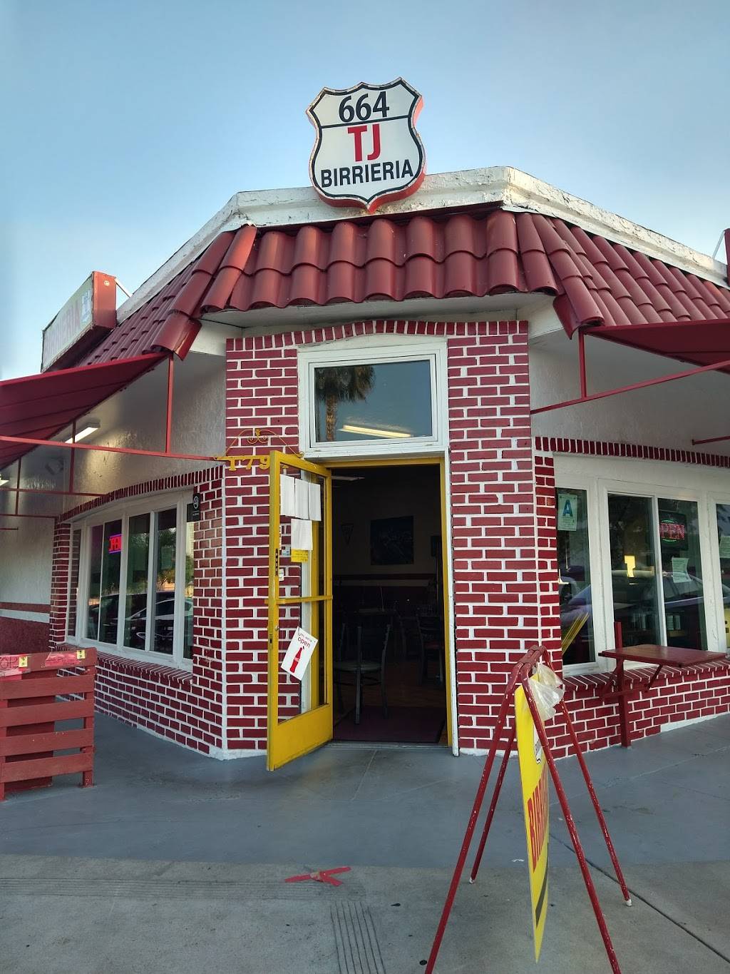 Birrieria 664 TJ Birrieria | restaurant | 1794 Newton Ave, San Diego, CA 92113, USA | 6192551634 OR +1 619-255-1634