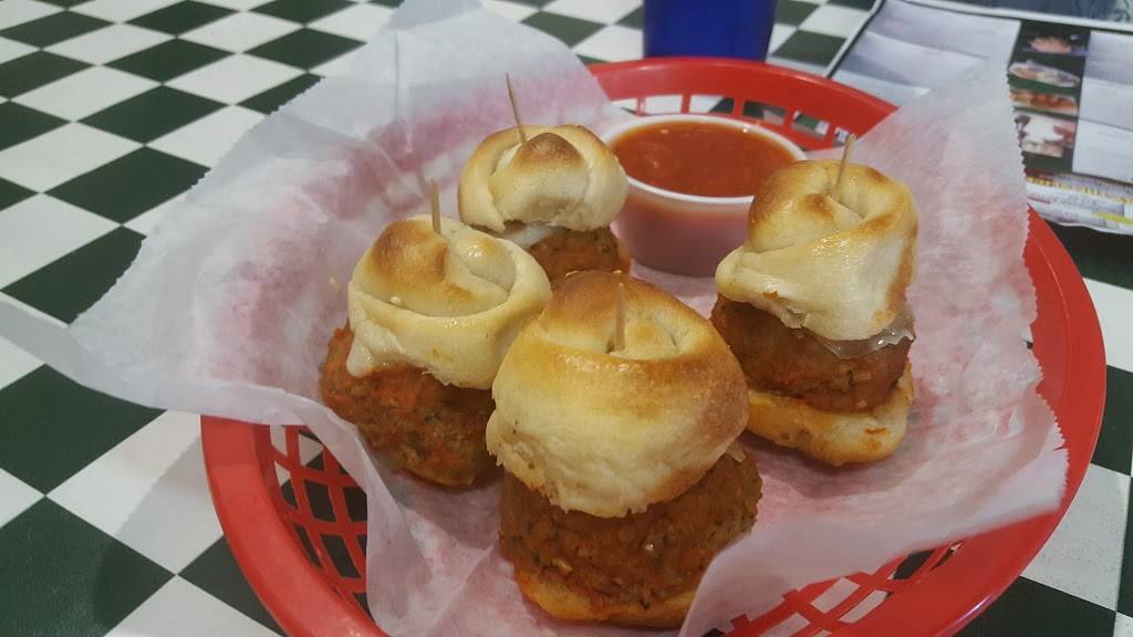 Super Sardos Pizza | restaurant | 10839 Ulmerton Rd, Largo, FL 33778, USA | 7275819200 OR +1 727-581-9200