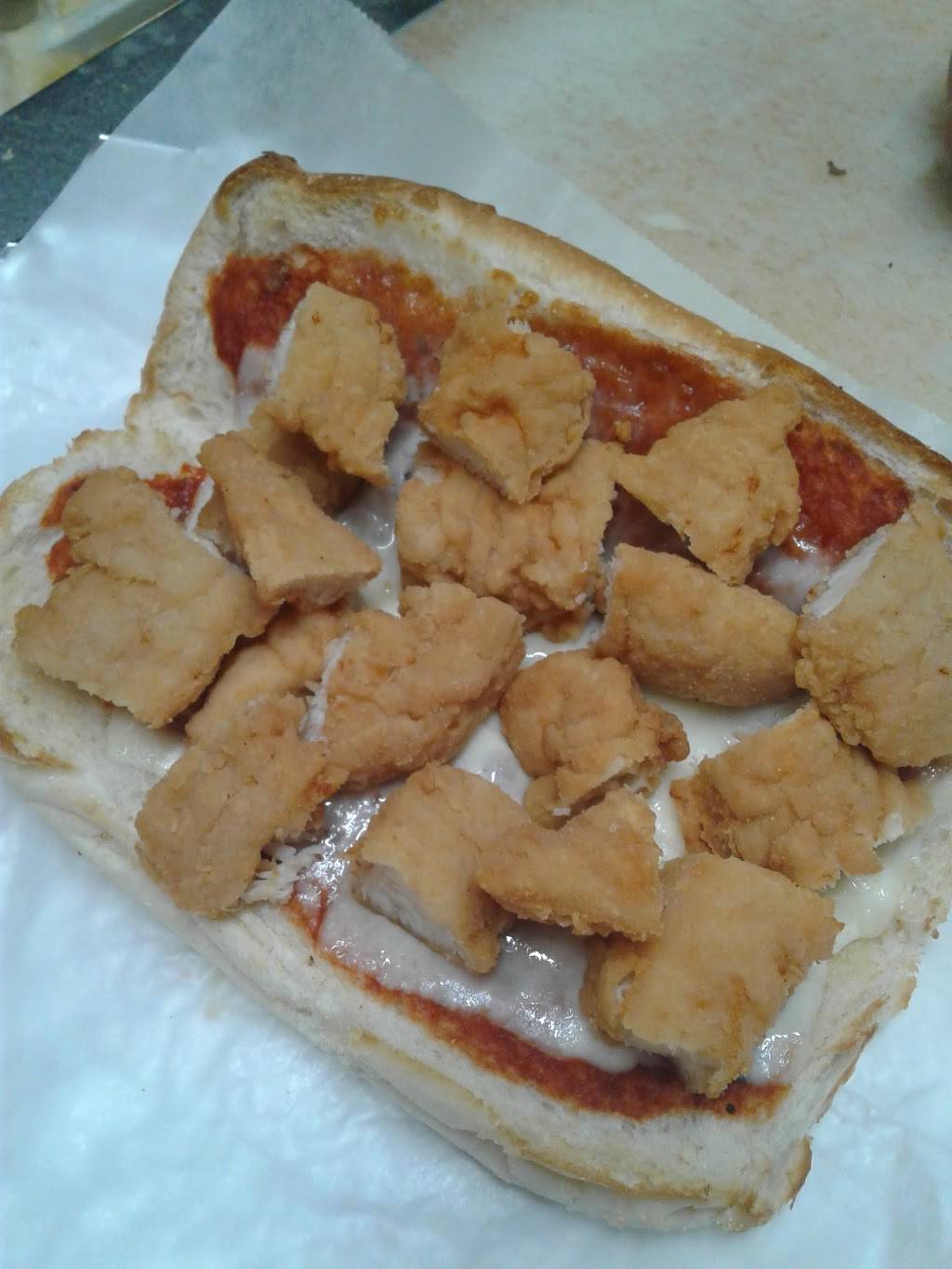 Safas Pizza | meal delivery | 38 N Dundalk Ave, Dundalk, MD 21222, USA | 4102857070 OR +1 410-285-7070