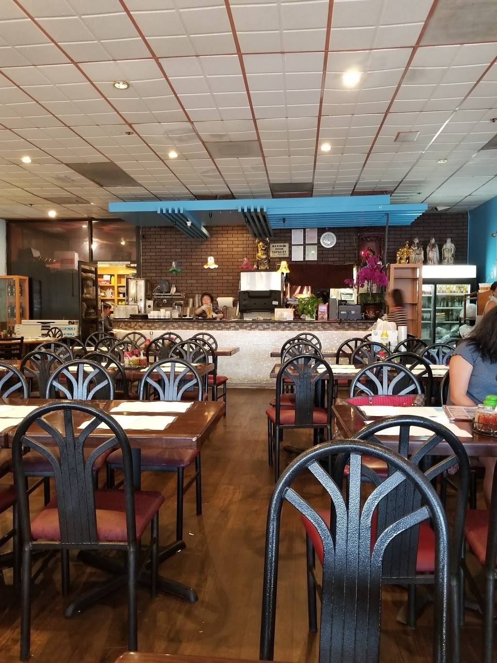 Nha Trang Restaurant | restaurant | 1820 Tully Rd, San Jose, CA 95122, USA | 4082746666 OR +1 408-274-6666