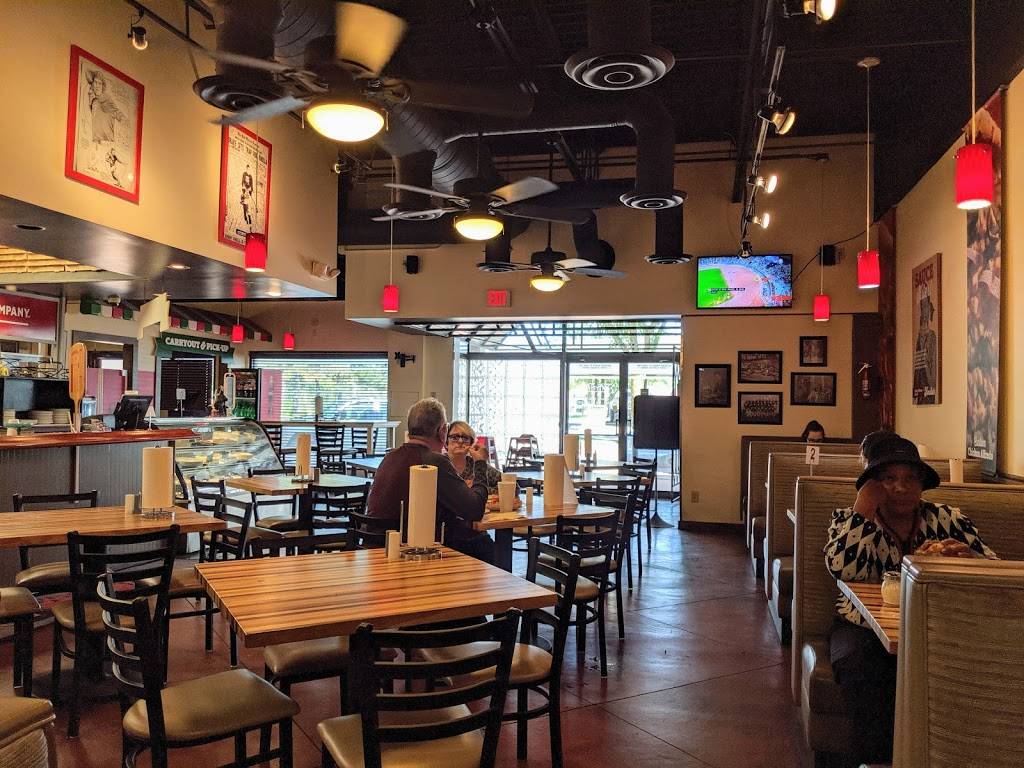 Knollas Pizza | East | restaurant | 7732 Central Ave #123, Wichita, KS 67206, USA | 3164404540 OR +1 316-440-4540