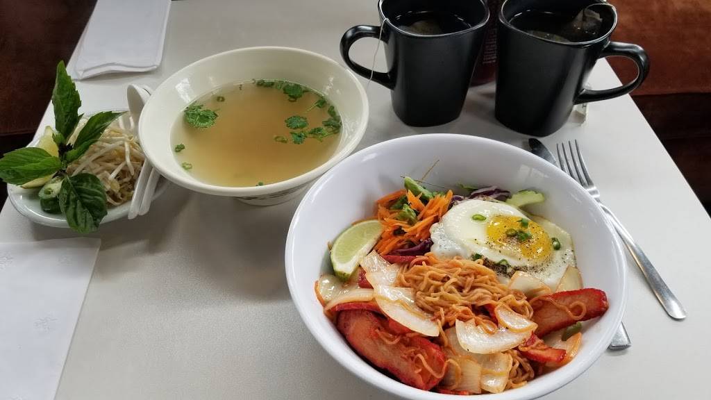 Magasin Vietnamese Cafe | restaurant | 4201 Magazine St, New Orleans, LA 70115, USA | 5048967611 OR +1 504-896-7611