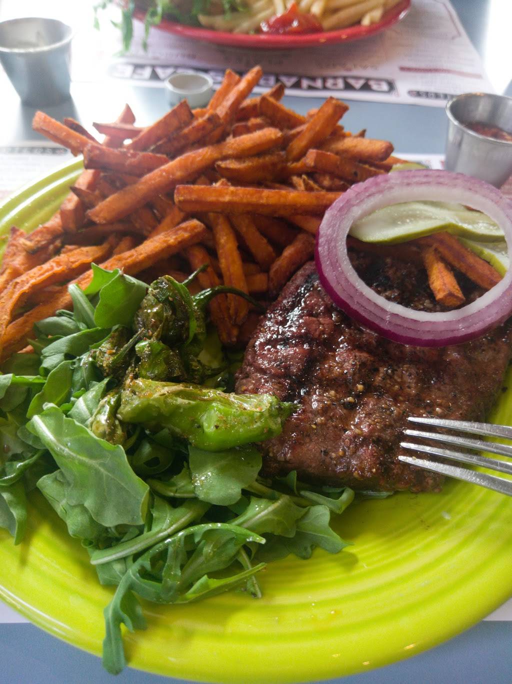 Barnabys Cafe | restaurant | 801 Congress St, Houston, TX 77002, USA | 7132268787 OR +1 713-226-8787