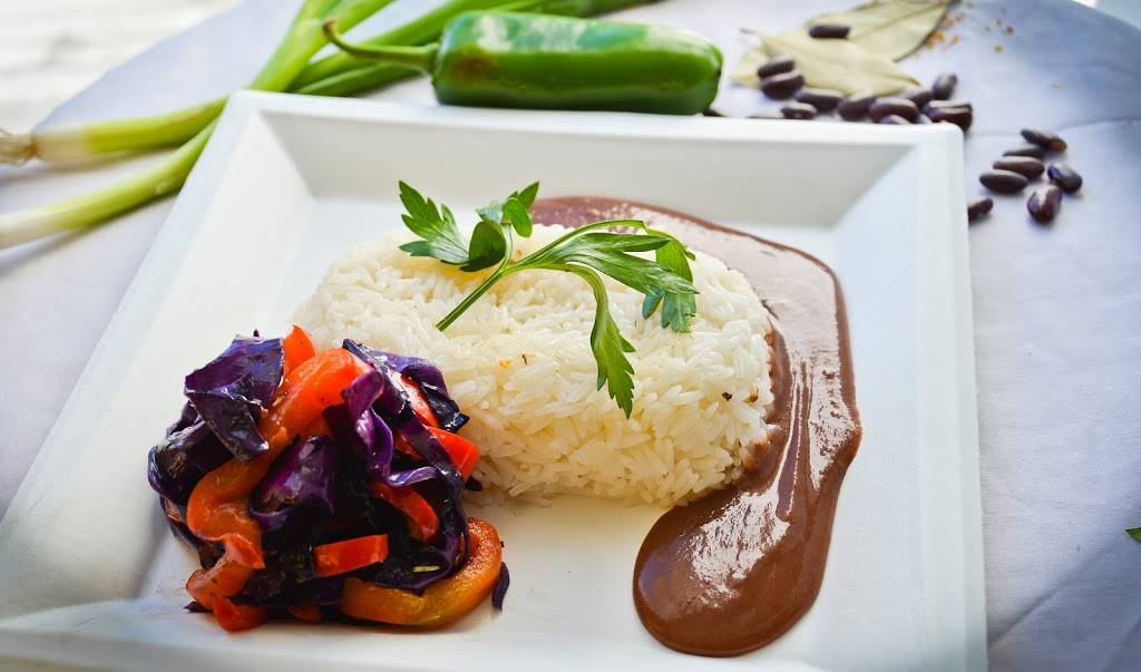 Mange un peu | restaurant | 7720 Boul Henri-Bourassa O, Saint-Laurent, QC H4S 1W3, Canada | 5145158080 OR +1 514-515-8080