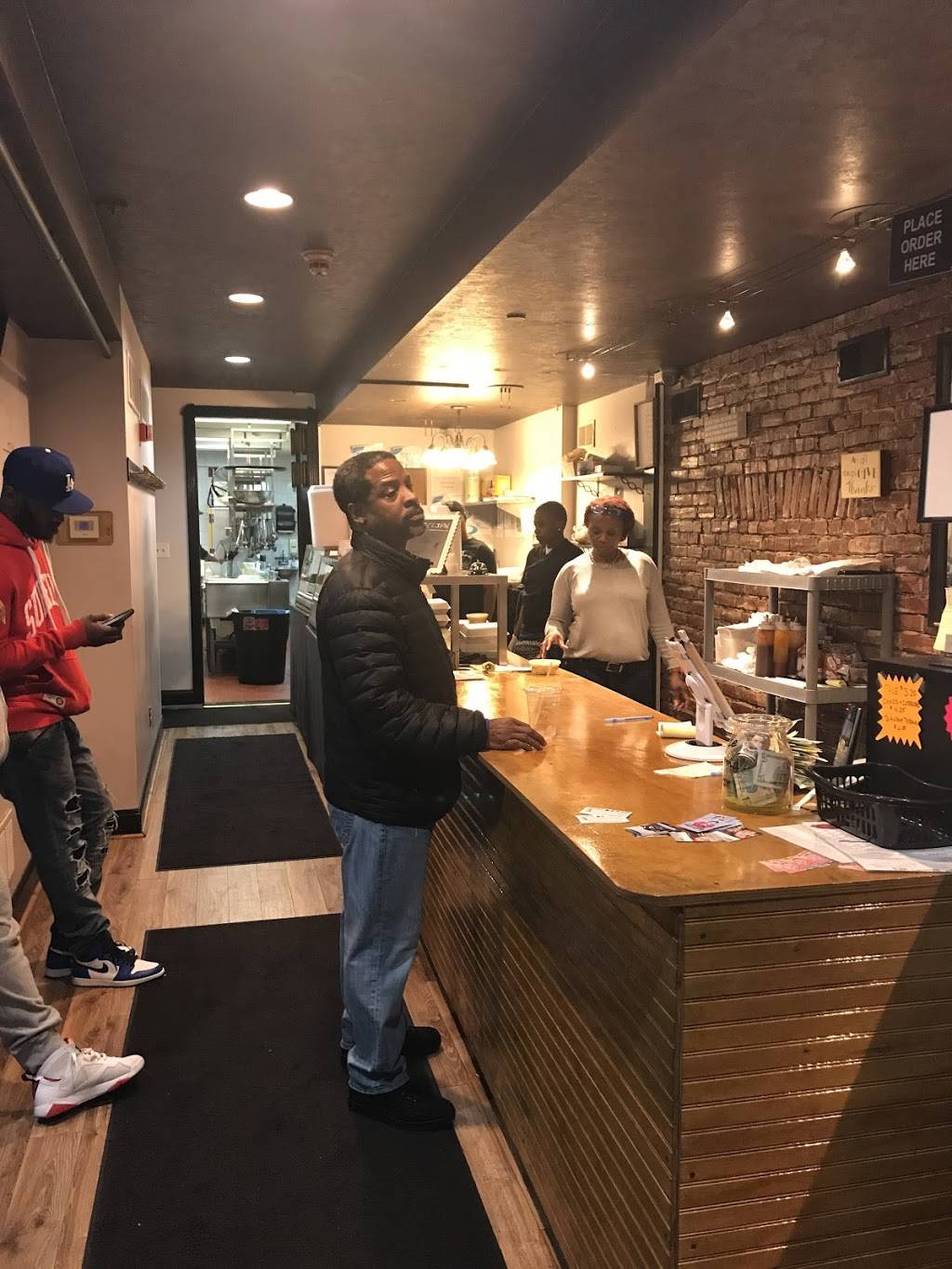 Just to Serve You, DE | restaurant | 1828 W 11th St, Wilmington, DE 19805, USA | 3028881100 OR +1 302-888-1100