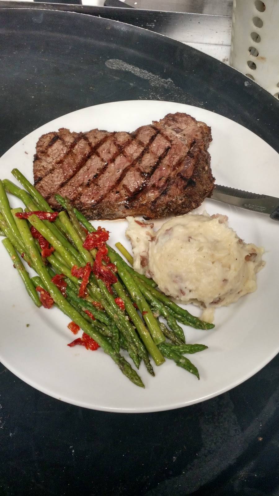 Left Field Tavern | restaurant | 12 W Park Pl, Oxford, OH 45056, USA | 5135230015 OR +1 513-523-0015