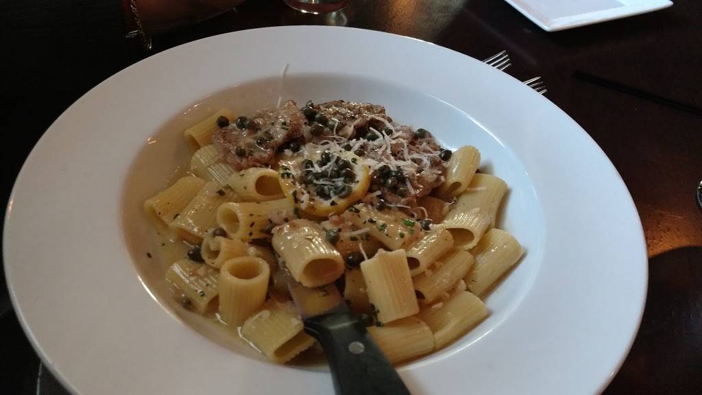 Tarantellis | restaurant | 102 S 2nd St, Wilmington, NC 28401, USA | 9107633806 OR +1 910-763-3806