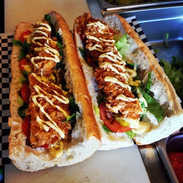 Retro Grill | restaurant | 2556 Coney Island Ave, Brooklyn, NY 11223, USA | 7185131919 OR +1 718-513-1919