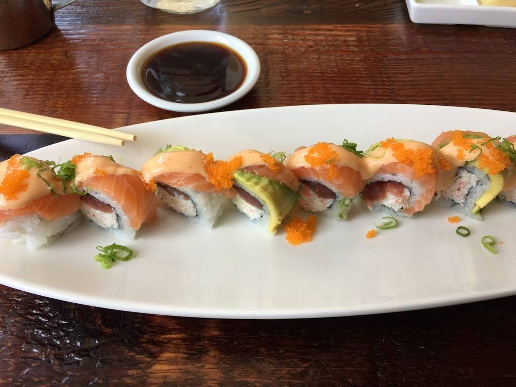 MIKKO SUSHI | restaurant | 330 Main St, Vista, CA 92084, USA | 7608428001 OR +1 760-842-8001