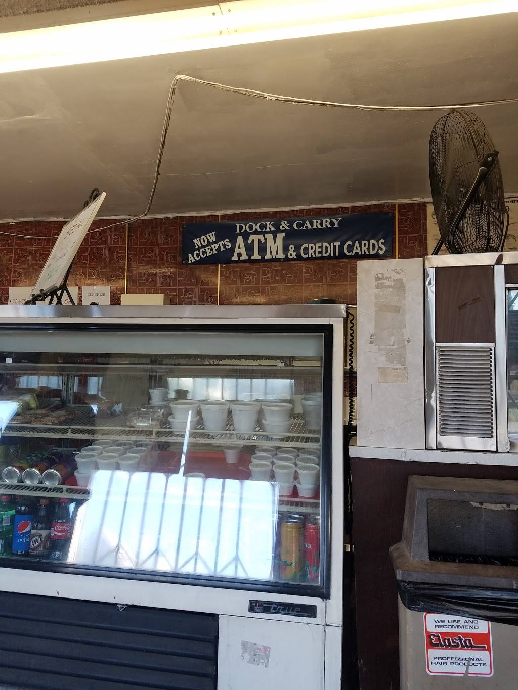 Dock & Carry Seafood | restaurant | 1026 W Century Blvd, Los Angeles, CA 90044, USA | 3237569415 OR +1 323-756-9415