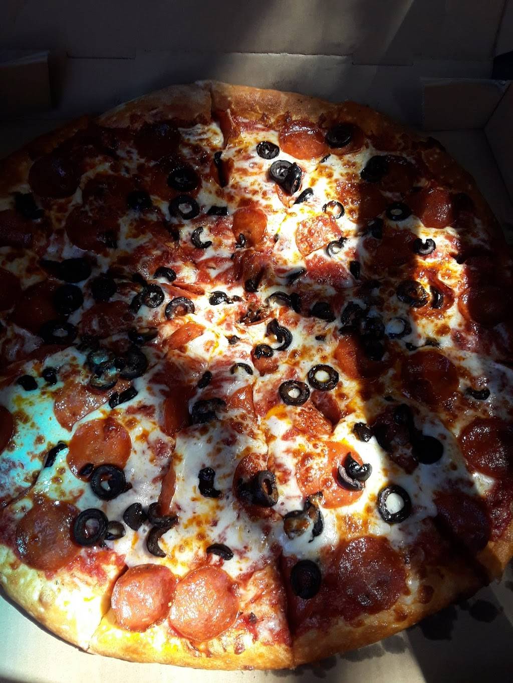 New York Pizza | restaurant | 9750 Elk Grove Florin Rd, Elk Grove, CA 95624, USA | 9166856666 OR +1 916-685-6666