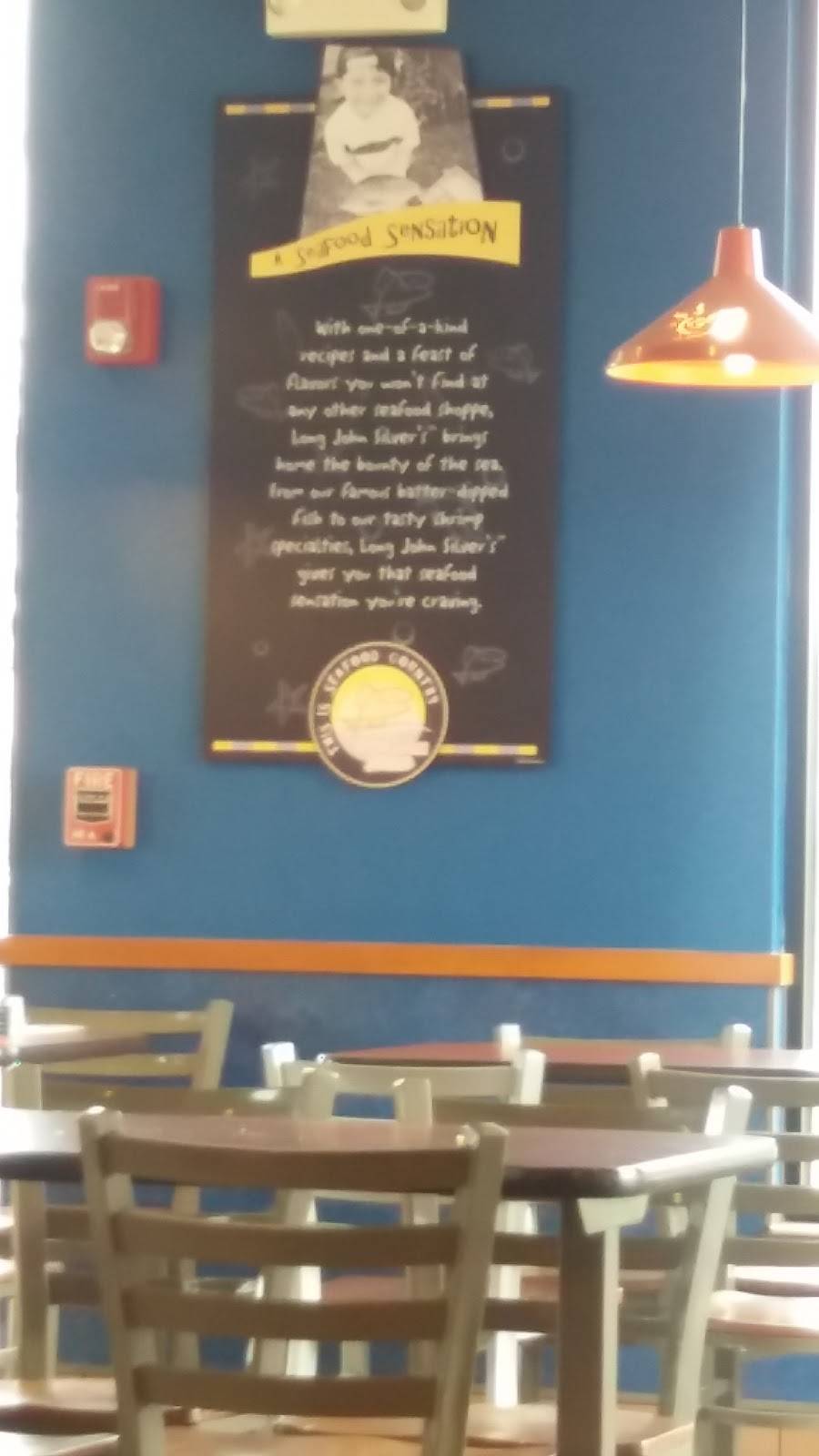 Long John Silvers | restaurant | 1700 N Broad St, Lansdale, PA 19446, USA | 2158554210 OR +1 215-855-4210