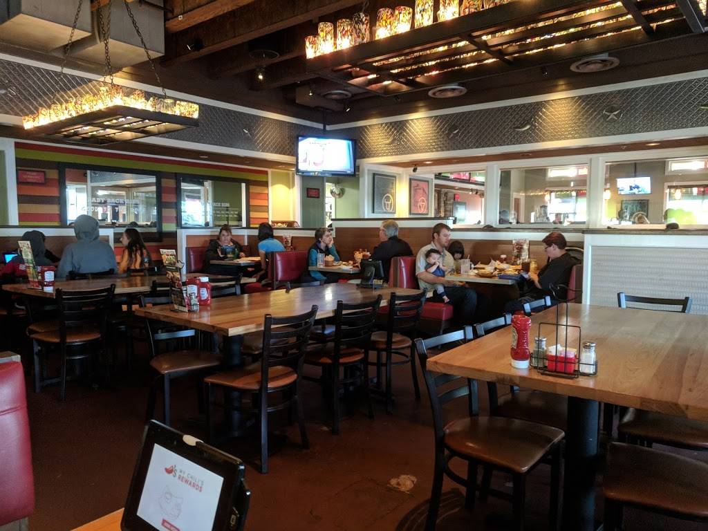 Chilis Grill & Bar | meal takeaway | 543 Coleman Ave, San Jose, CA 95110, USA | 4082759340 OR +1 408-275-9340