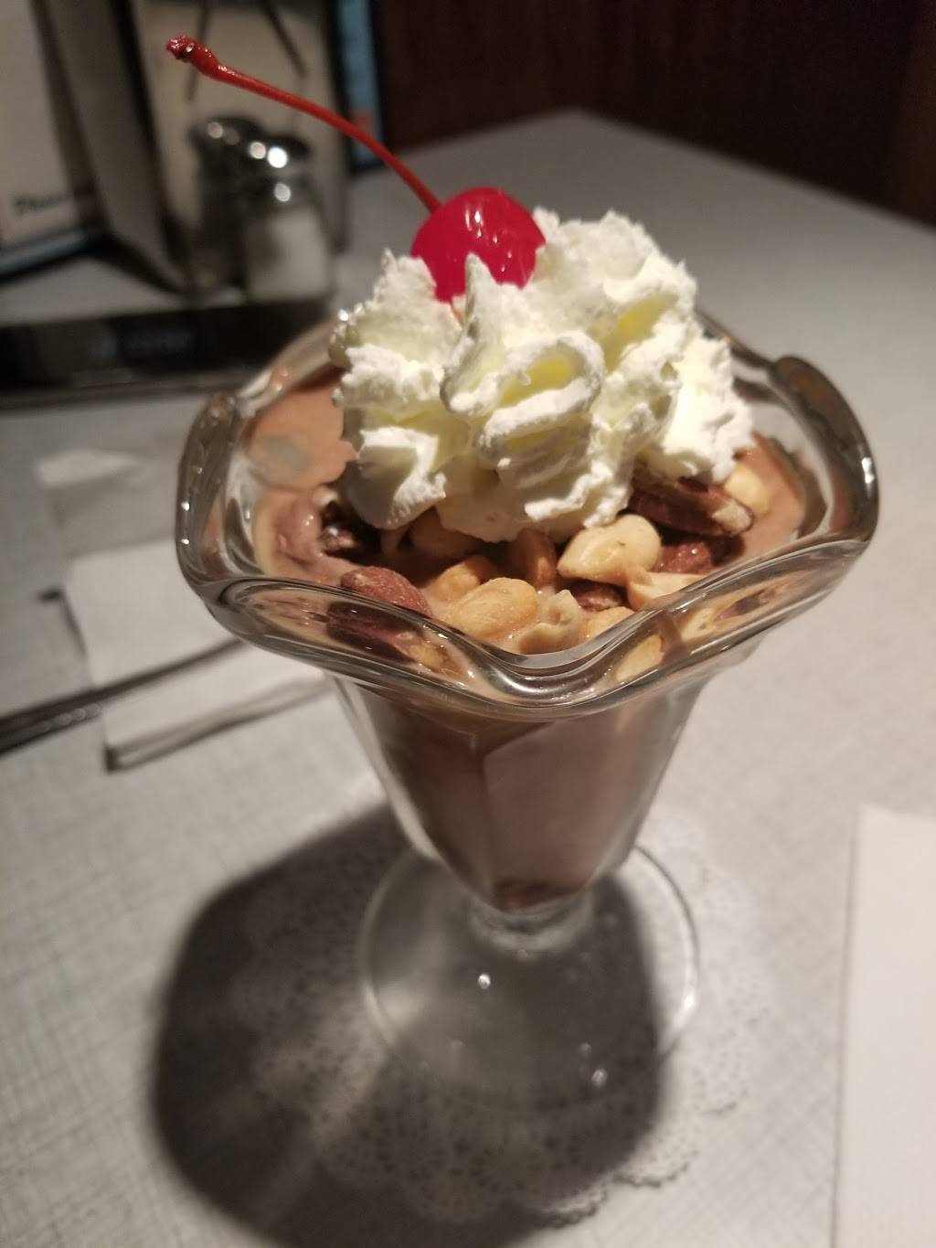 Pops Ice Cream | cafe | 1916 Memorial Ave SW, Roanoke, VA 24015, USA | 5403452129 OR +1 540-345-2129