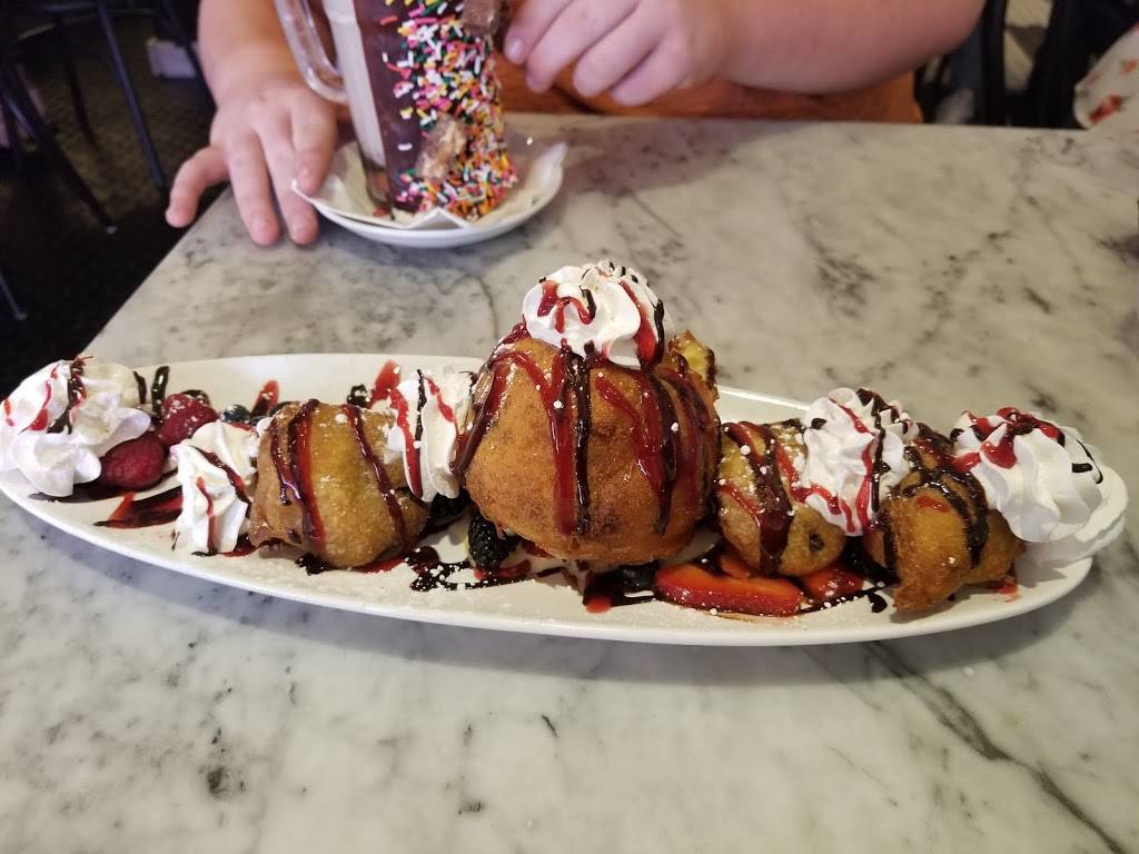 Sugar Factory | restaurant | 8371 International Dr #70, Orlando, FL 32819, USA | 4072707082 OR +1 407-270-7082