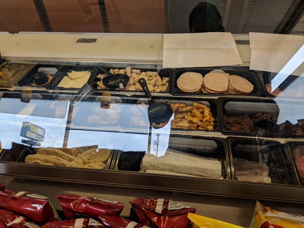 Subway | restaurant | 2029 N Harrison St, Shawnee, OK 74804, USA | 4052736628 OR +1 405-273-6628