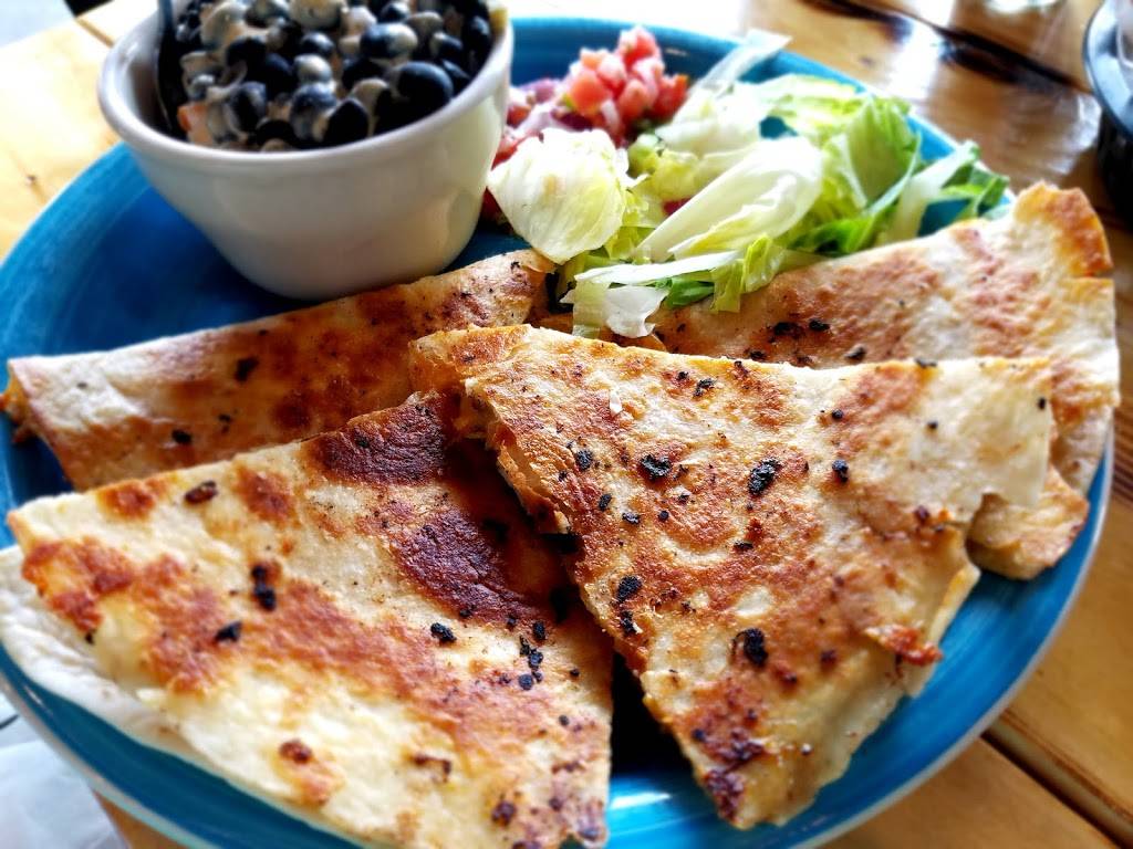 Tiki West Raw Bar and Grill | restaurant | 118 W Ruby St, Tavares, FL 32778, USA | 3525085783 OR +1 352-508-5783