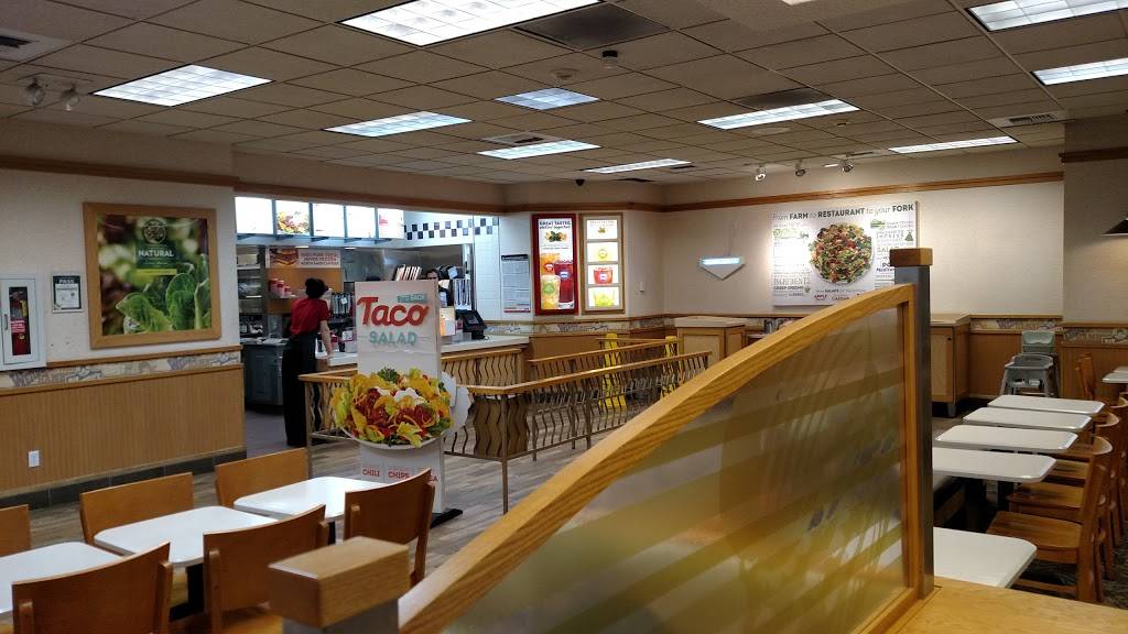 Wendys | restaurant | 2505 Iron Point Cir, Folsom, CA 95630, USA | 9169848554 OR +1 916-984-8554