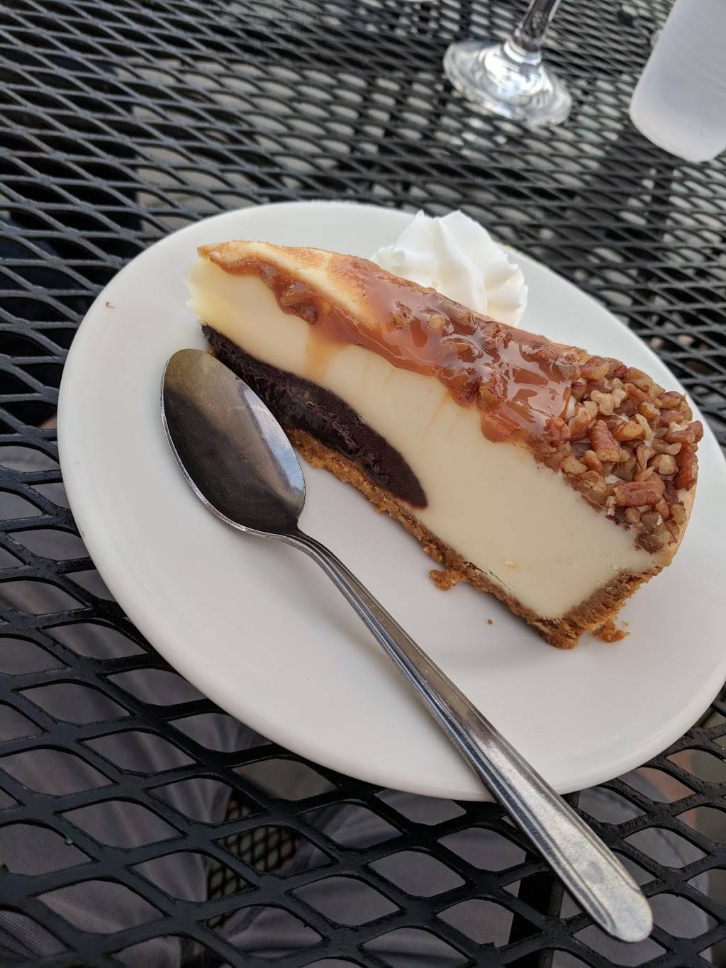 Lobstermans Wharf | restaurant | 224 Ocean Point Rd, East Boothbay, ME 04544, USA | 2076333443 OR +1 207-633-3443