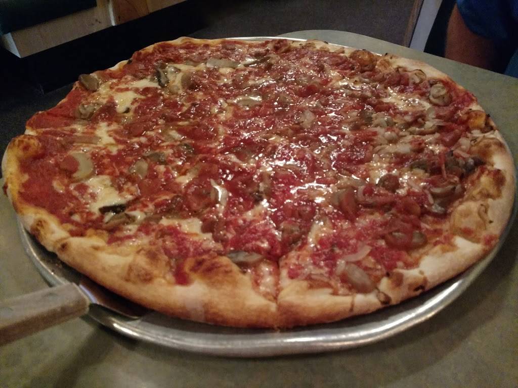 Tommys Pizza Corner | restaurant | 619 Market St, Kingston, PA 18704, USA | 5702830545 OR +1 570-283-0545
